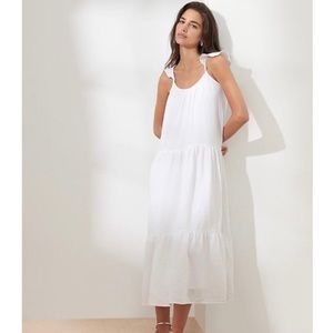 Banana Republic Maxi Dress with Ruffle Sleeves. Size XS. Never worn.